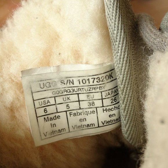 Unisex UGG NEUMEL Suede Lace Up Ankle Boots 1017320K Gray Size 6 Kids - Picture 12 of 12